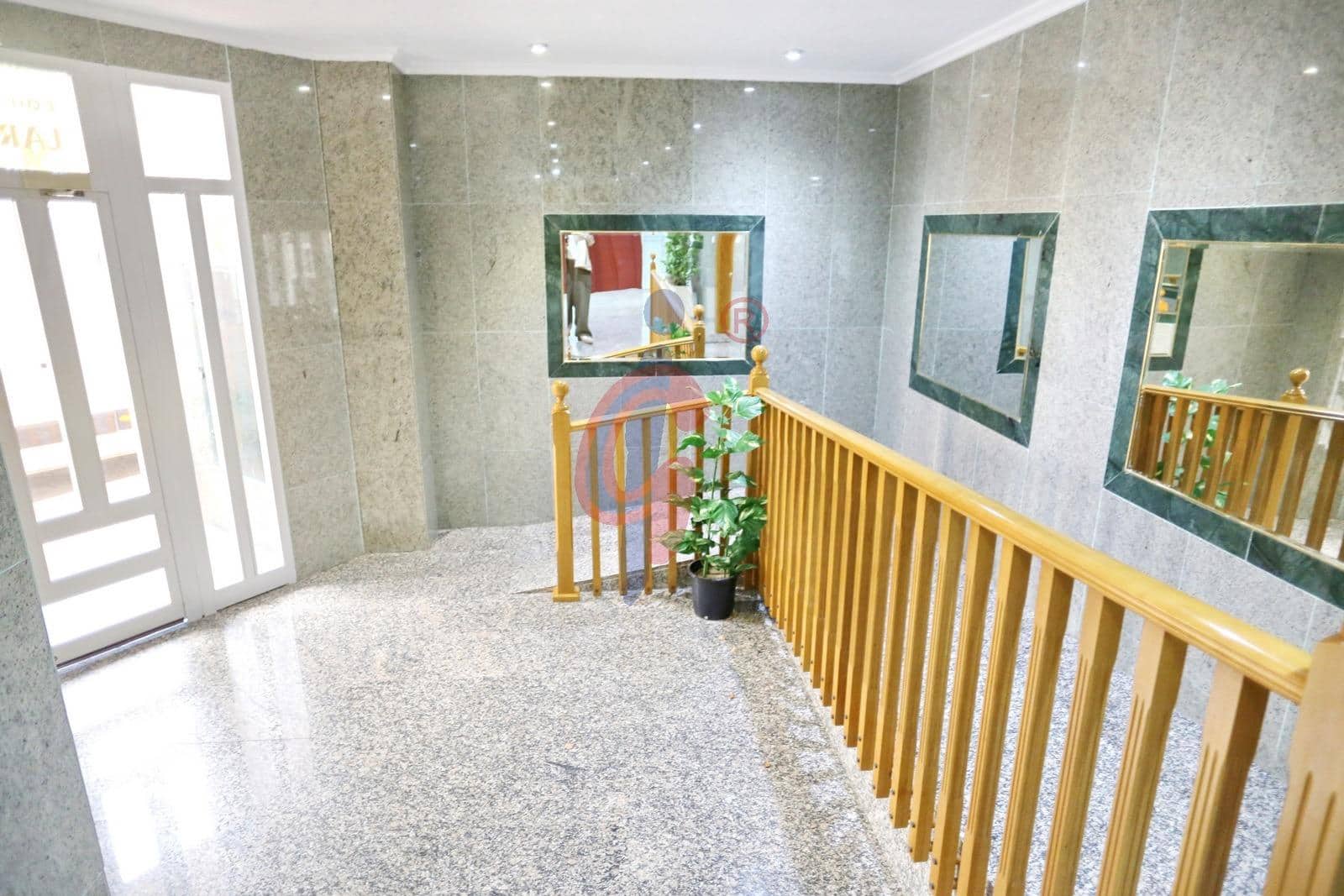 2 bedroom Apartment for sale in Guardamar del Segura - € 175,000 (Ref: 9846526)