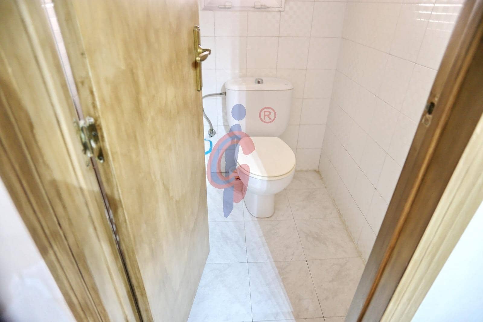 3 bedroom Commercial for sale in Guardamar del Segura - € 357,000 (Ref: 9851881)