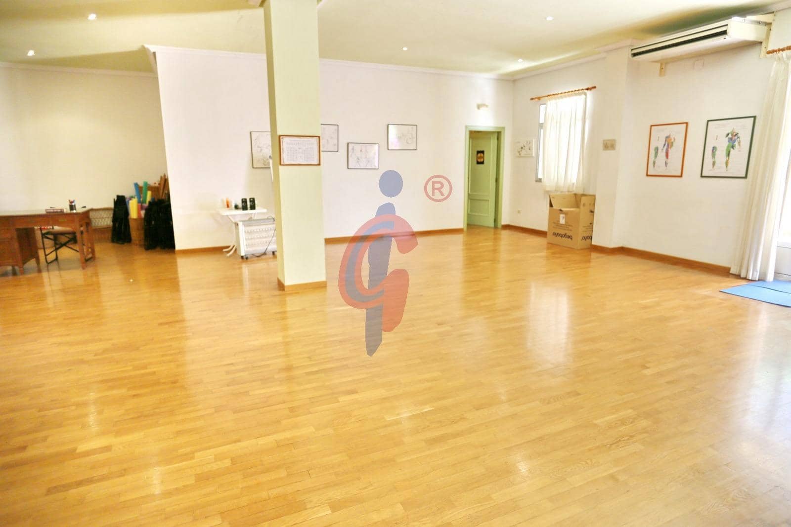 3 bedroom Commercial for sale in Guardamar del Segura - € 357,000 (Ref: 9851881)