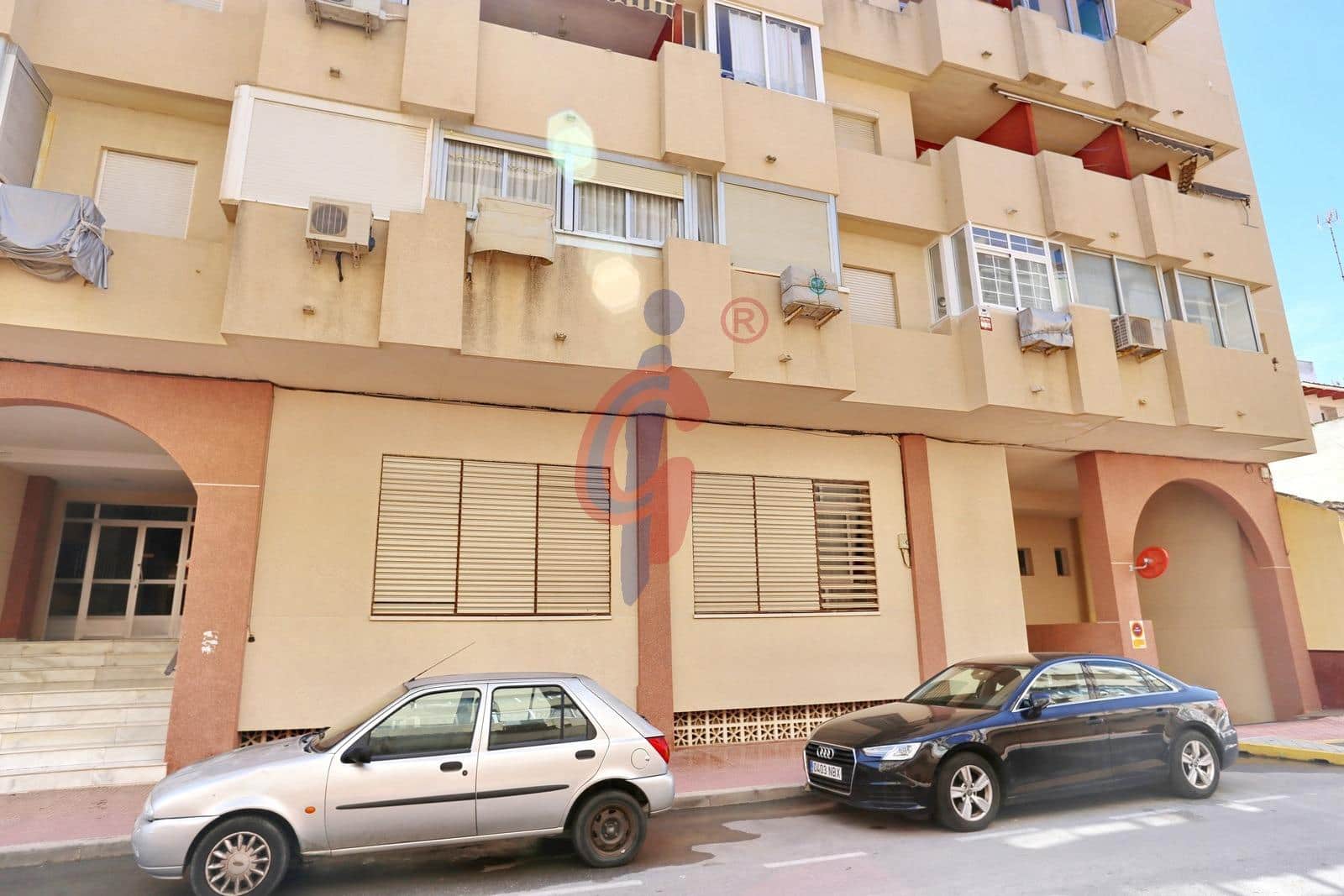 3 bedroom Commercial for sale in Guardamar del Segura - € 357,000 (Ref: 9851881)