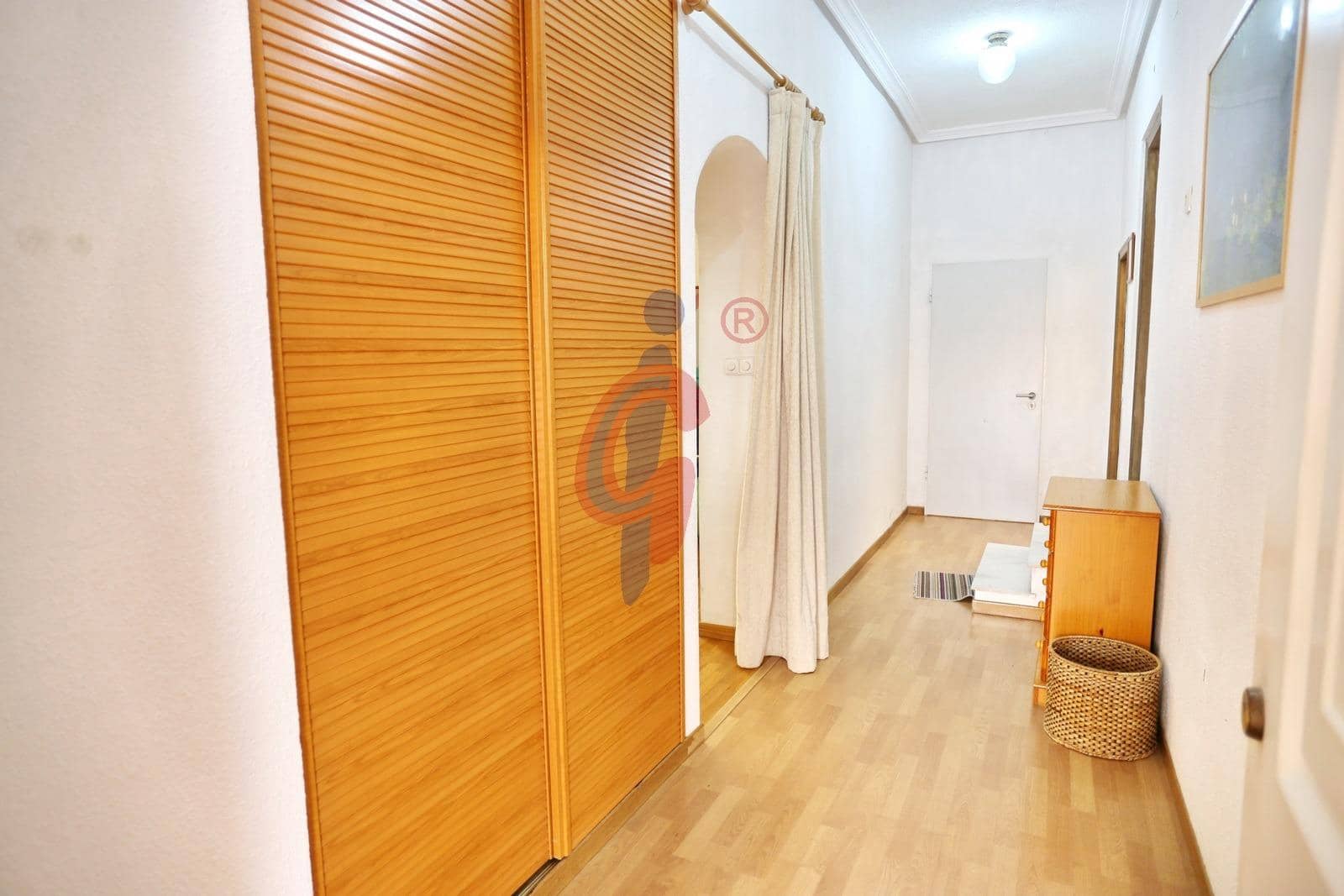 3 bedroom Commercial for sale in Guardamar del Segura - € 357,000 (Ref: 9851881)