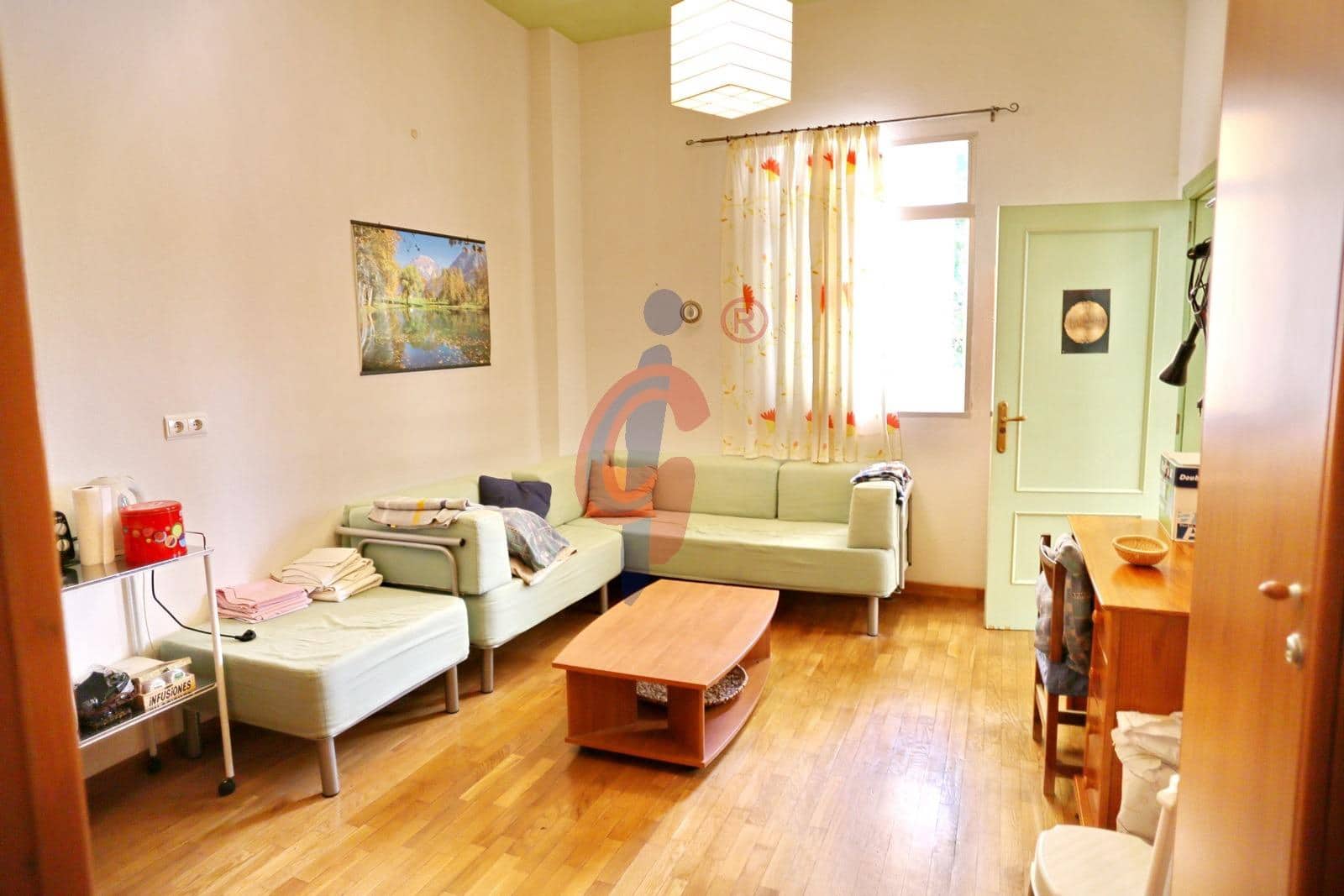 3 bedroom Commercial for sale in Guardamar del Segura - € 357,000 (Ref: 9851881)