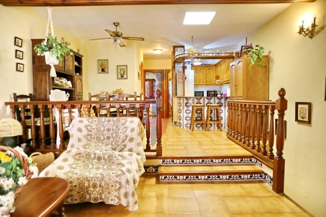 4 sypialnia Apartament na sprzedaż w Guardamar Playa, Guardamar del Segura - 319 990 € (Ref: 9860209)
