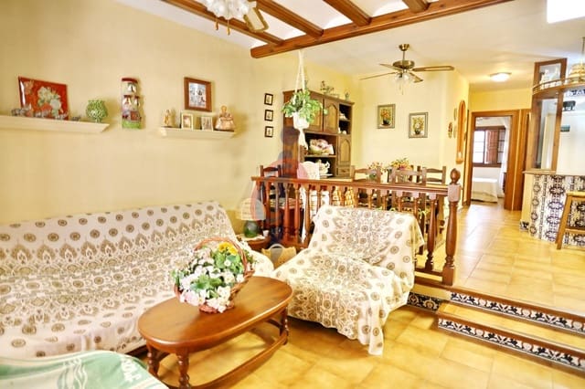 4 sypialnia Apartament na sprzedaż w Guardamar Playa, Guardamar del Segura - 319 990 € (Ref: 9860209)