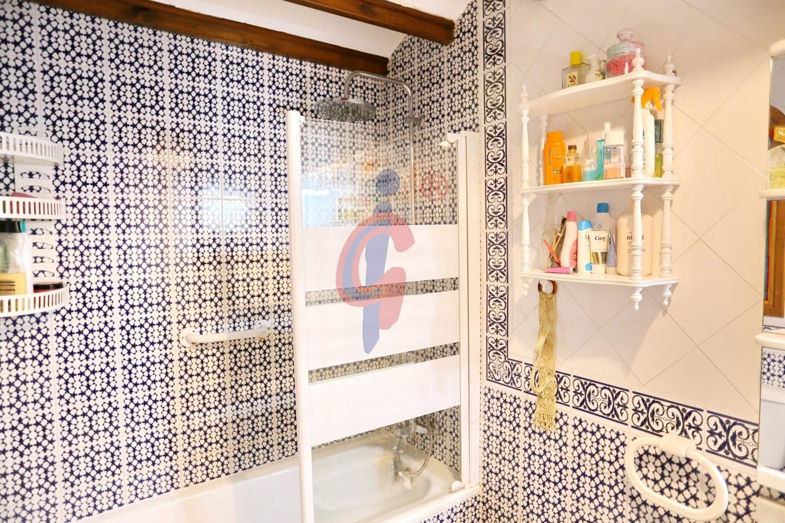 4 slaapkamer Appartement te koop in Guardamar del Segura - € 319.990 (Ref: 9860209)