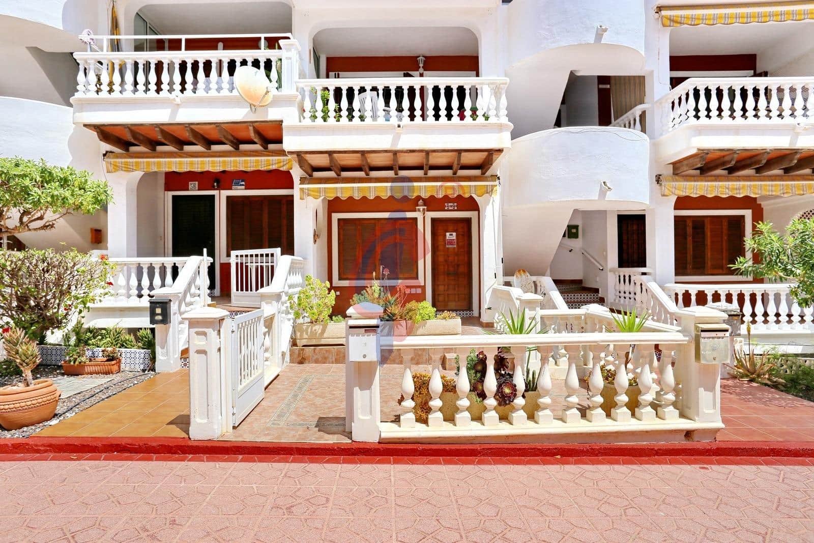 4 slaapkamer Appartement te koop in Guardamar del Segura - € 319.990 (Ref: 9860209)