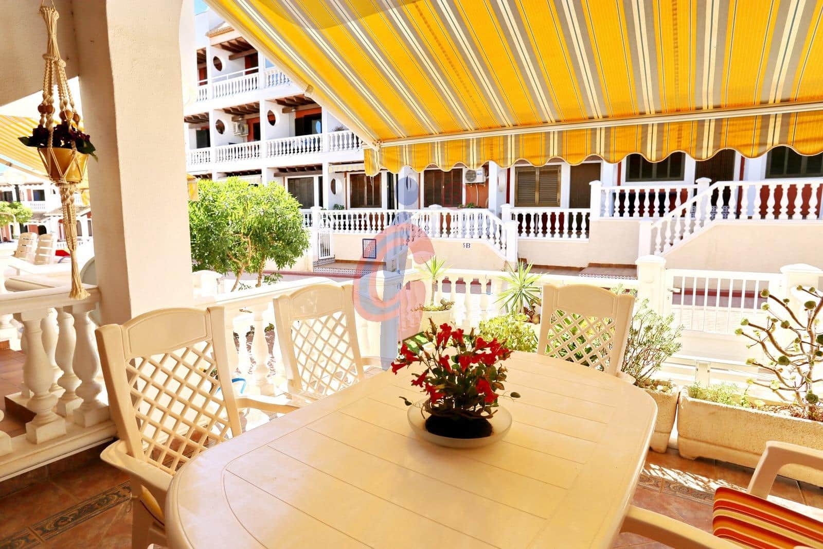 Apartamento de 4 habitaciones en Guardamar del Segura en venta con garaje - 319.990 € (Ref: 9860209)