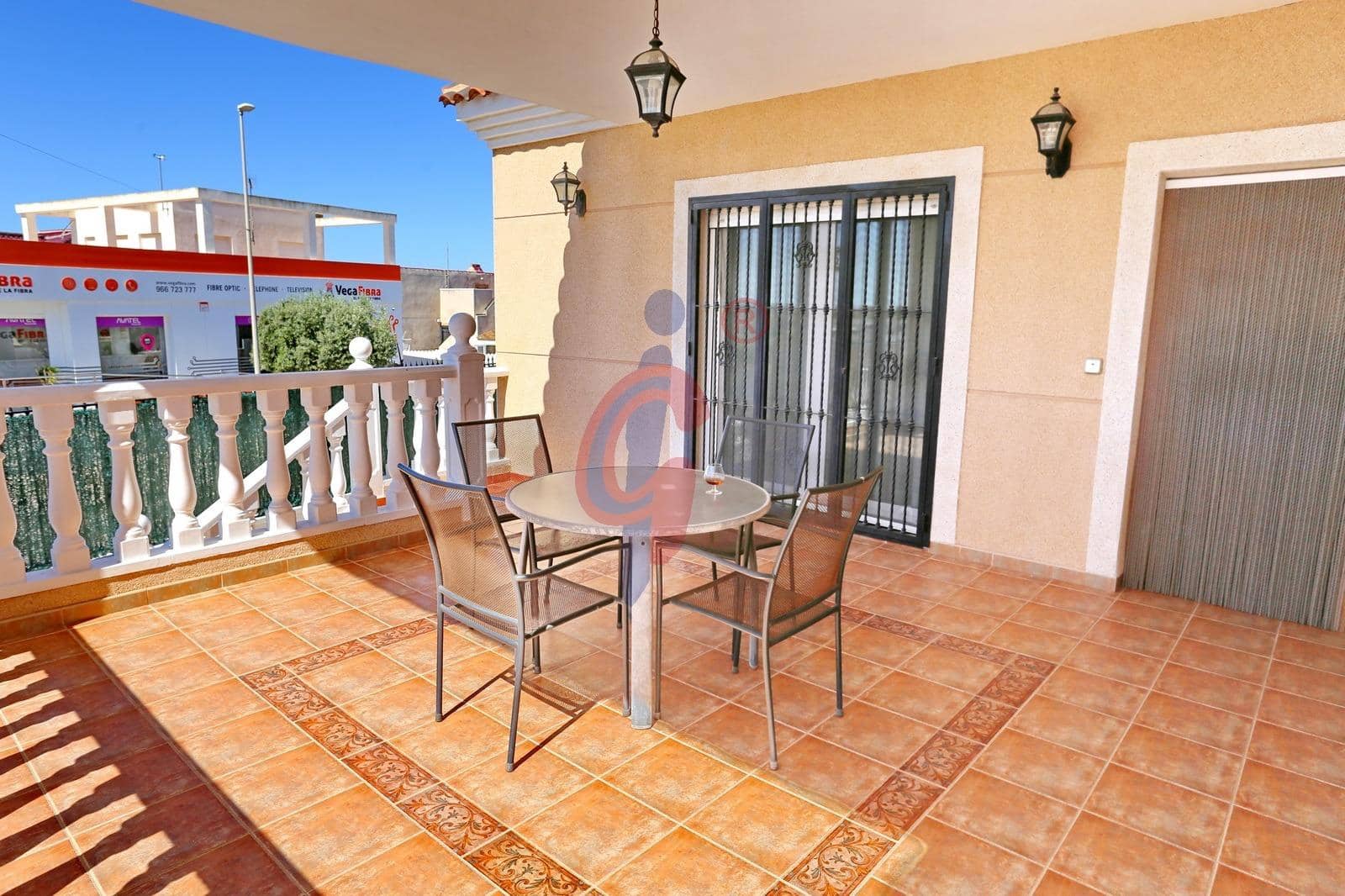 5 bedroom Villa for sale in San Fulgencio with pool garage - € 449,500 (Ref: 9861968)