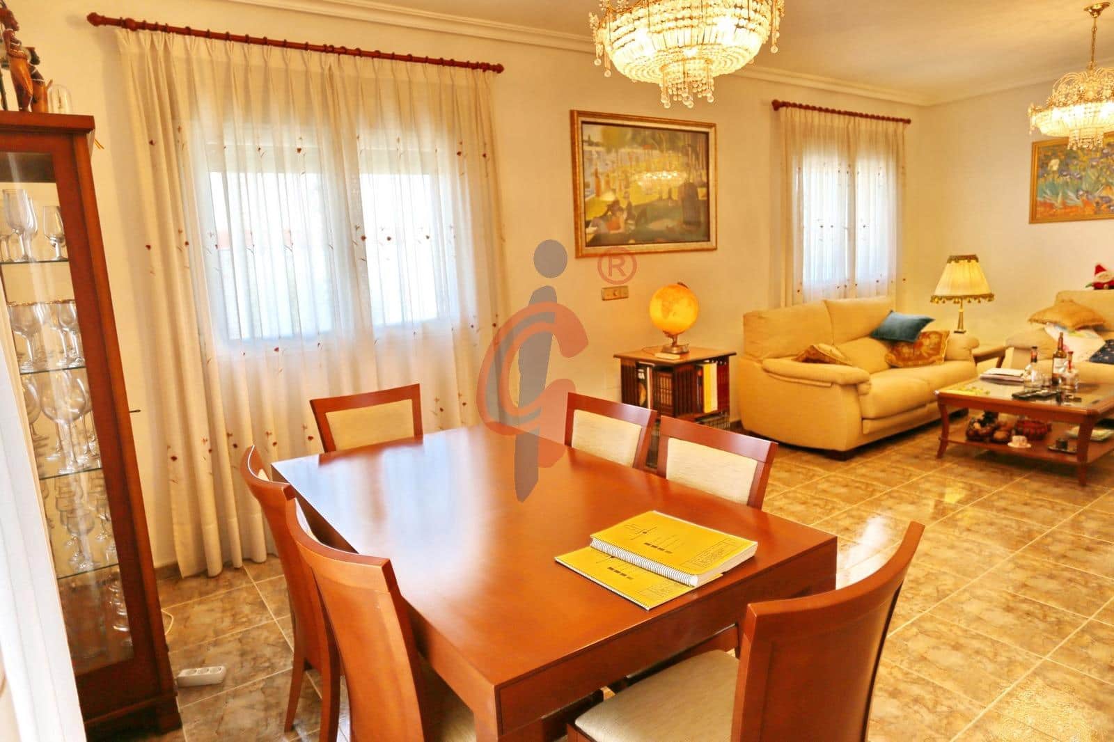 5 bedroom Villa for sale in San Fulgencio with pool garage - € 449,500 (Ref: 9861968)
