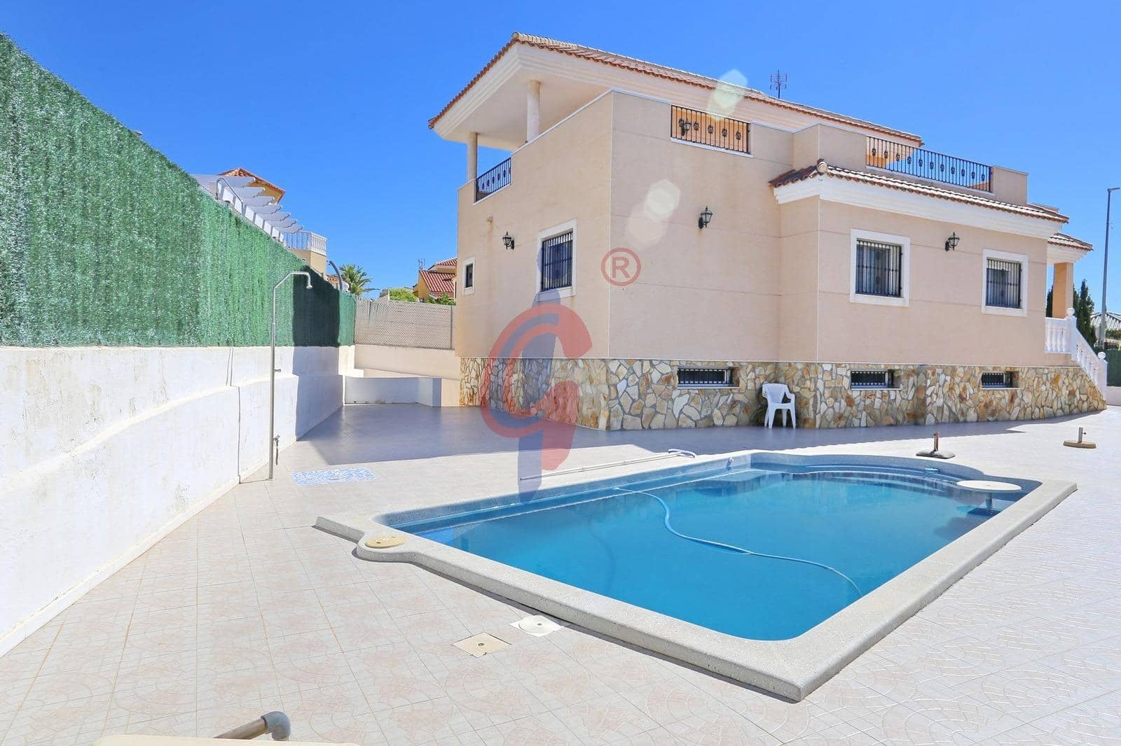 5 bedroom Villa for sale in San Fulgencio with pool garage - € 449,500 (Ref: 9861968)