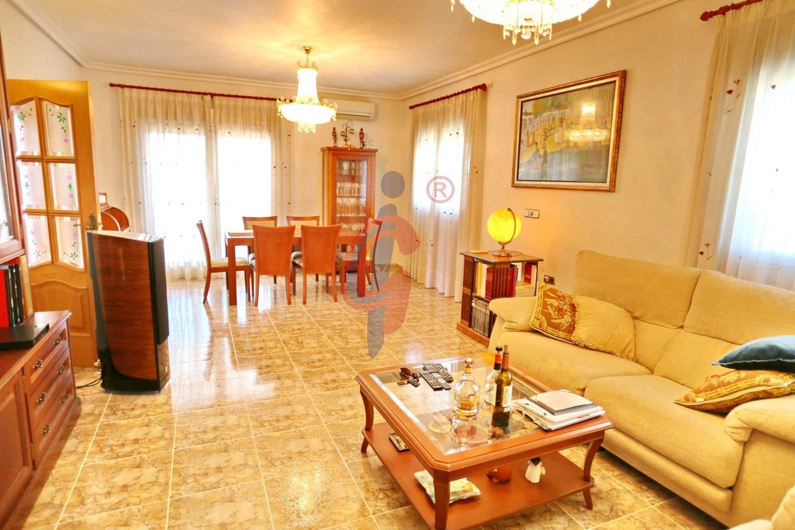 5 bedroom Villa for sale in San Fulgencio with pool garage - € 449,500 (Ref: 9861968)