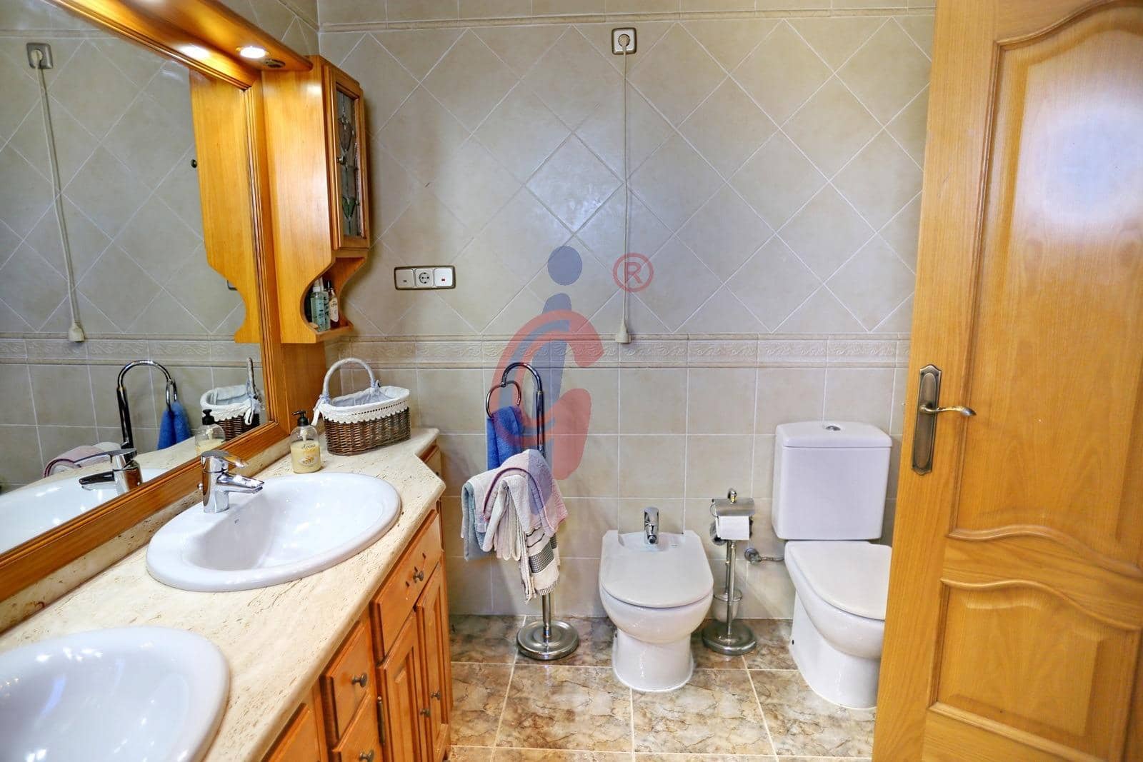 5 bedroom Villa for sale in San Fulgencio with pool garage - € 449,500 (Ref: 9861968)