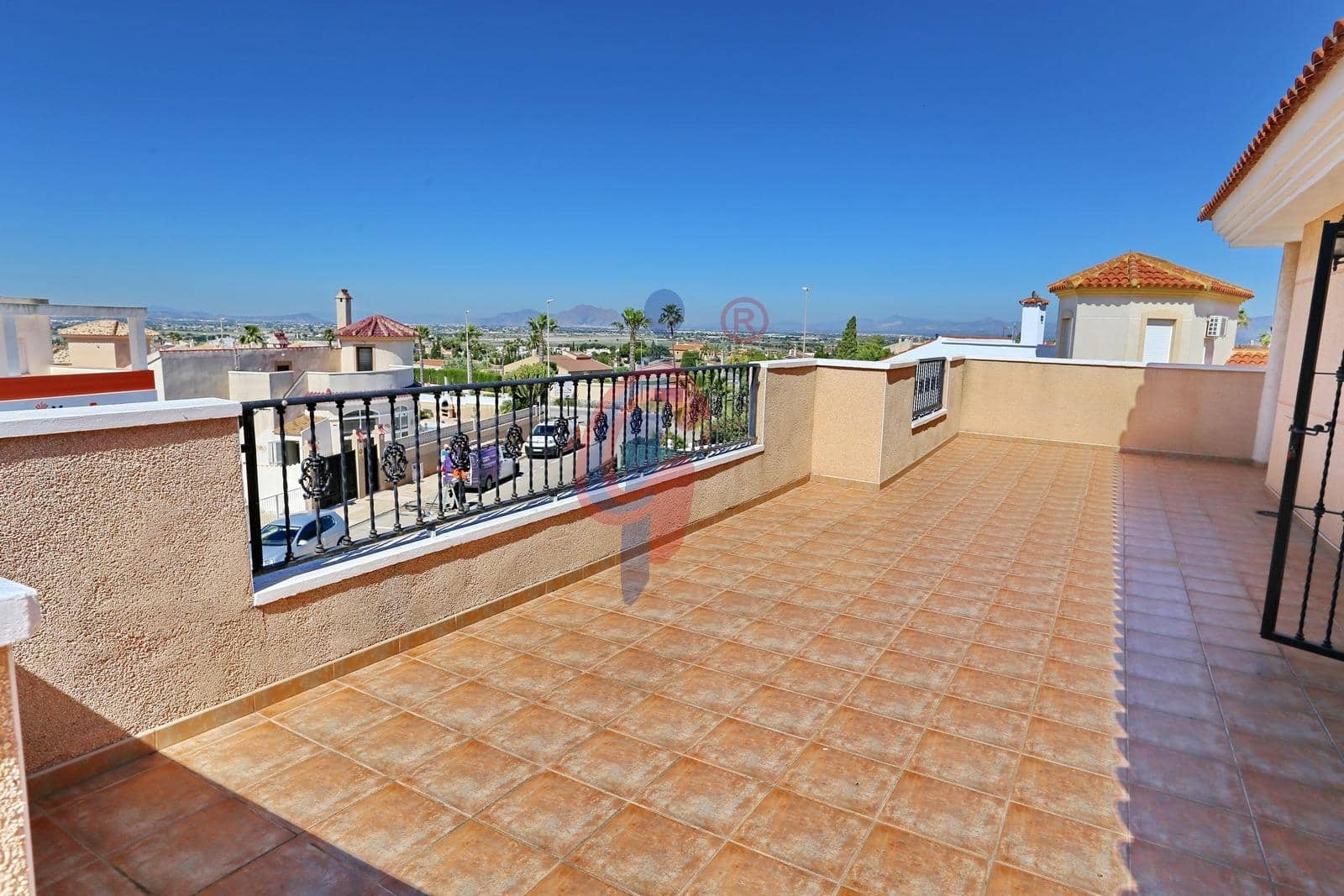 5 bedroom Villa for sale in San Fulgencio with pool garage - € 449,500 (Ref: 9861968)