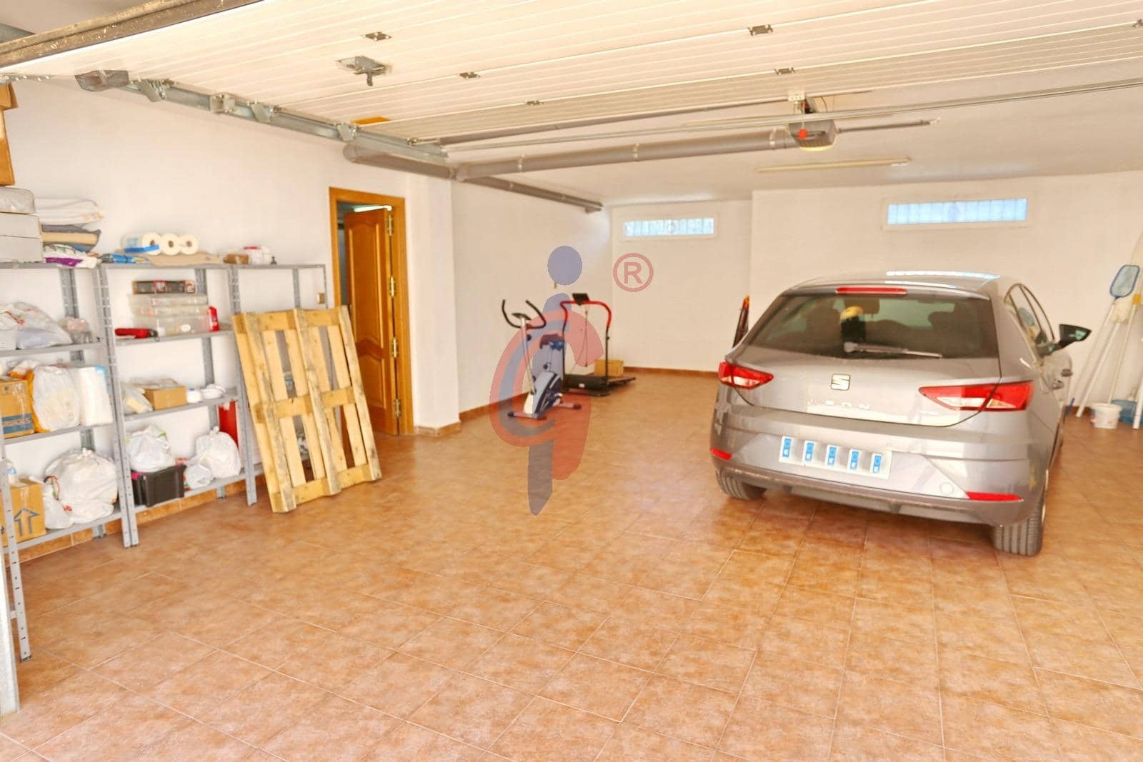 5 bedroom Villa for sale in San Fulgencio with pool garage - € 449,500 (Ref: 9861968)