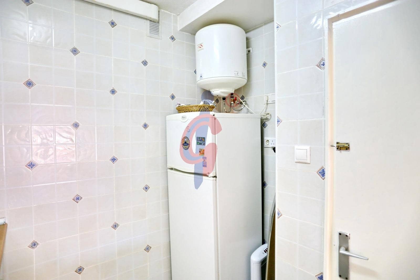 Piso de 1 habitación en Guardamar del Segura en venta - 139.990 € (Ref: 9892464)