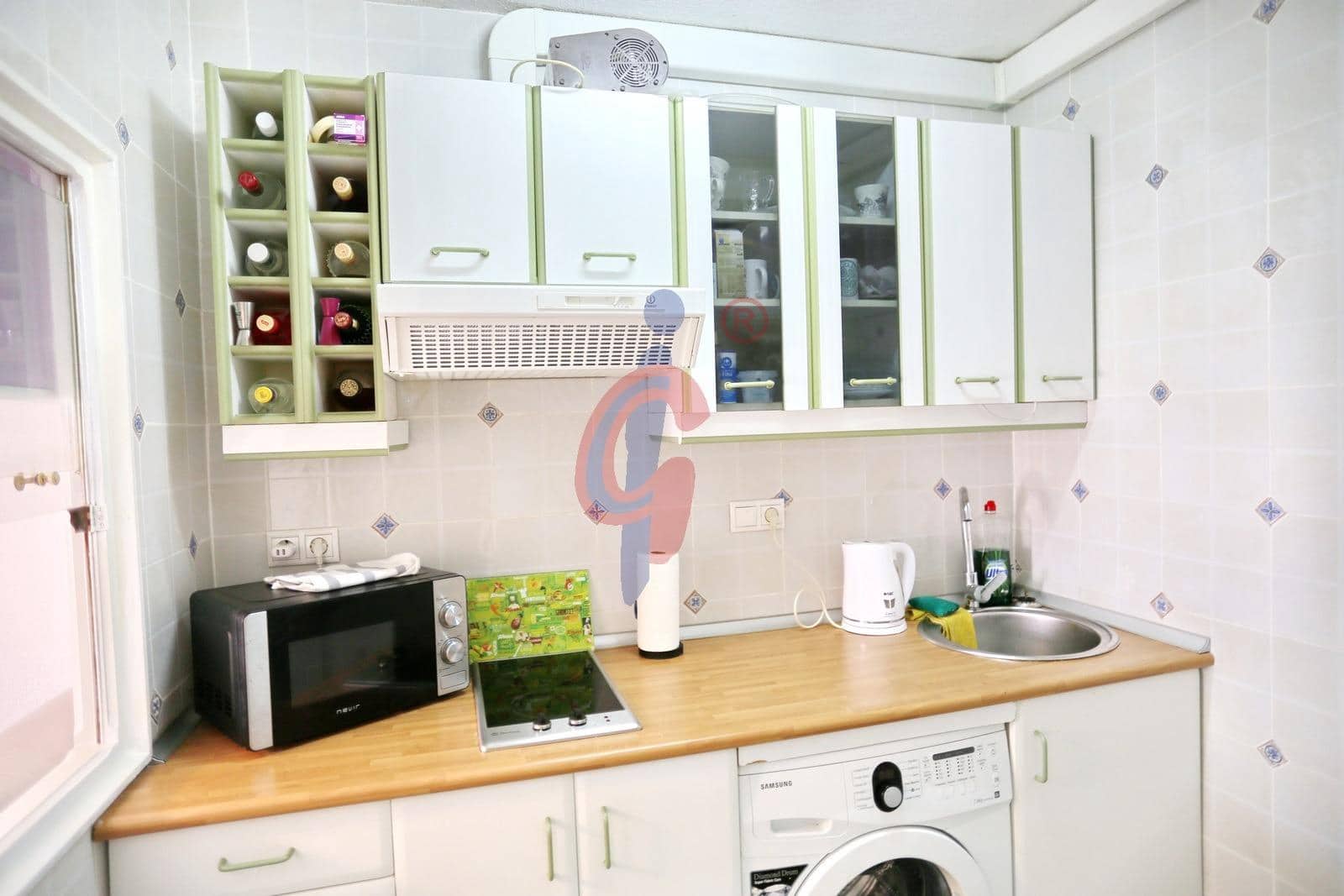 Piso de 1 habitación en Guardamar del Segura en venta - 139.990 € (Ref: 9892464)