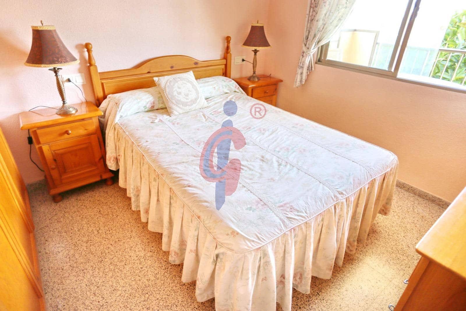 3 soveværelse Lejlighed til salg i Guardamar del Segura med swimmingpool - € 209.950 (Ref: 9896435)