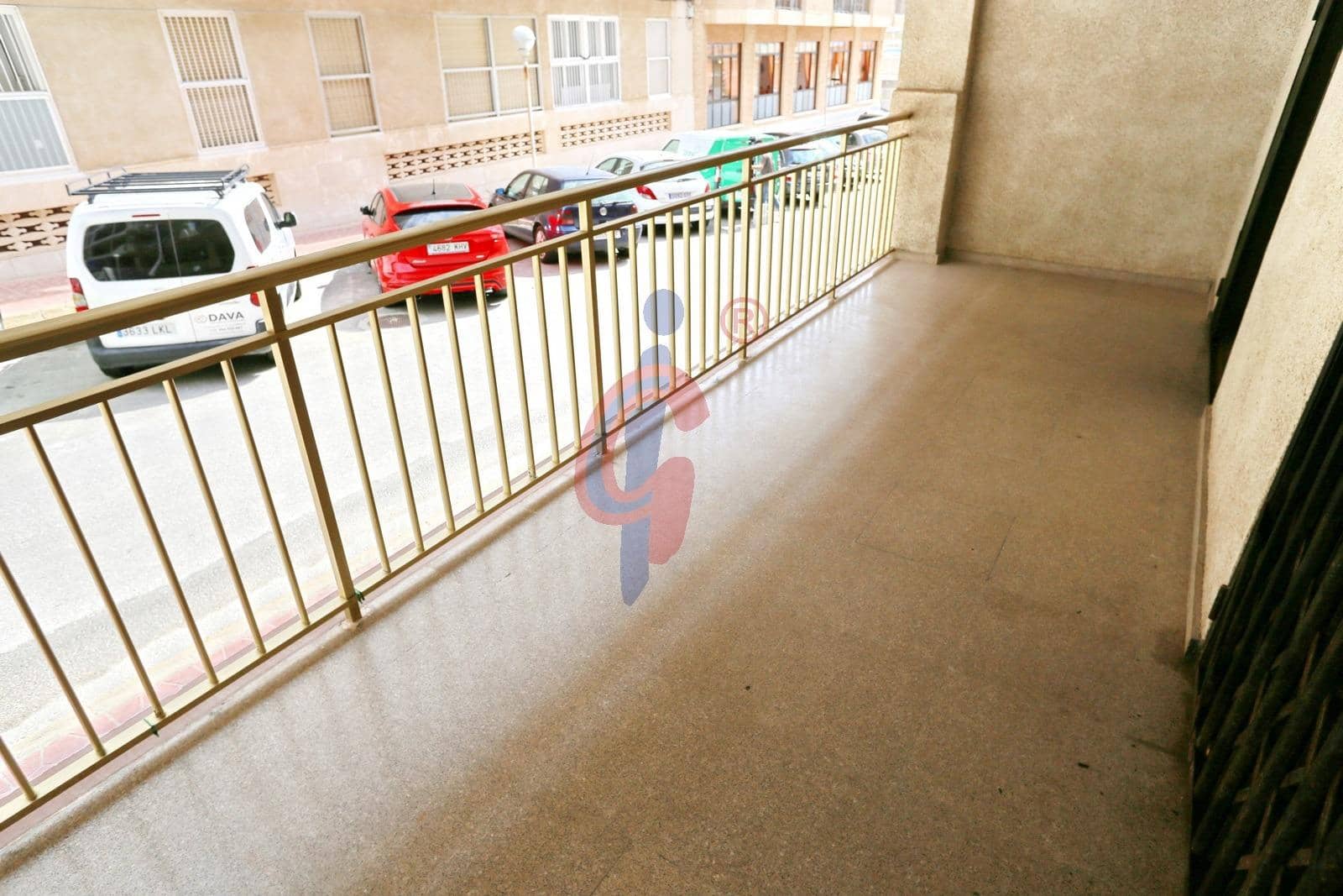 3 quarto Apartamento para venda em Guardamar del Segura - 209 990 € (Ref: 9898906)