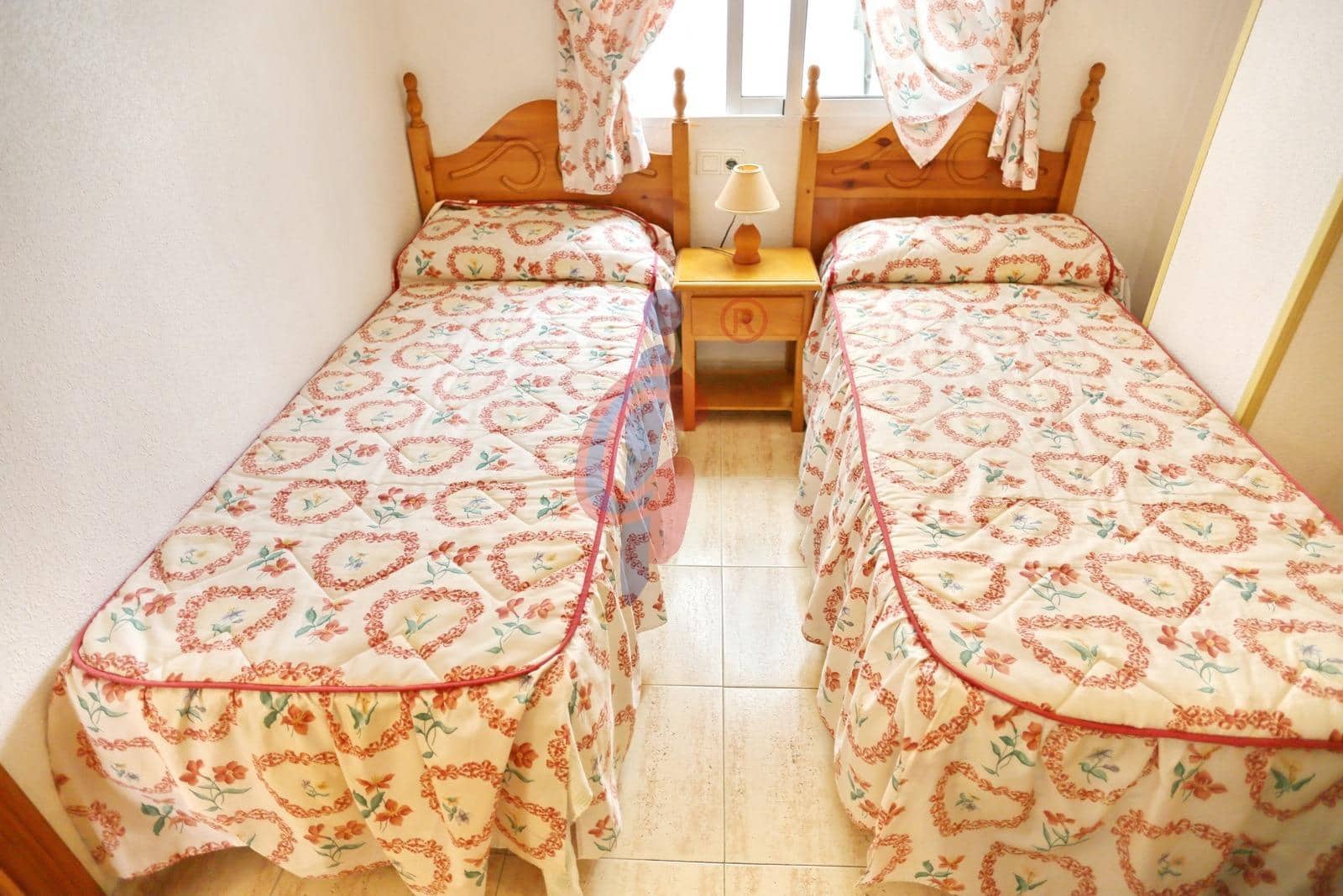2 quarto Apartamento para venda em Guardamar del Segura com piscina - 149 995 € (Ref: 9904074)