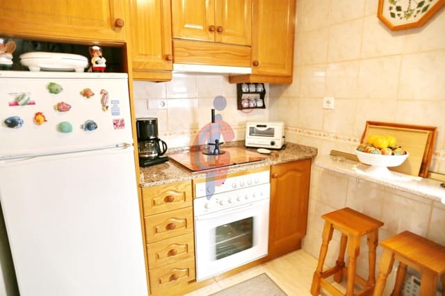 Apartamento de 2 habitaciones en Las Viñas, Guardamar del Segura en venta - 149.990 € (Ref: 9915939)