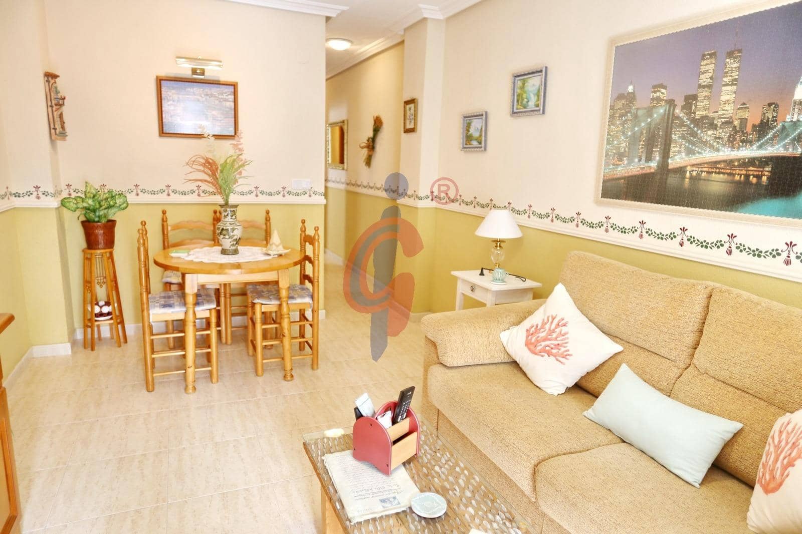 Apartamento de 2 habitaciones en Guardamar del Segura en venta - 149.990 € (Ref: 9915939)