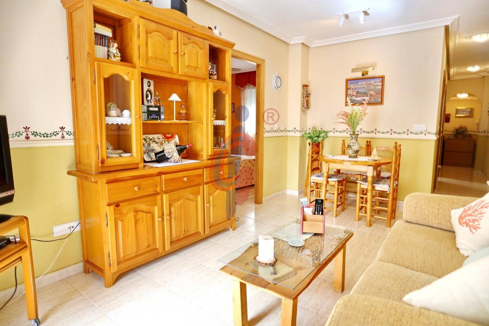 Apartamento de 2 habitaciones en Guardamar del Segura en venta - 149.990 € (Ref: 9915939)