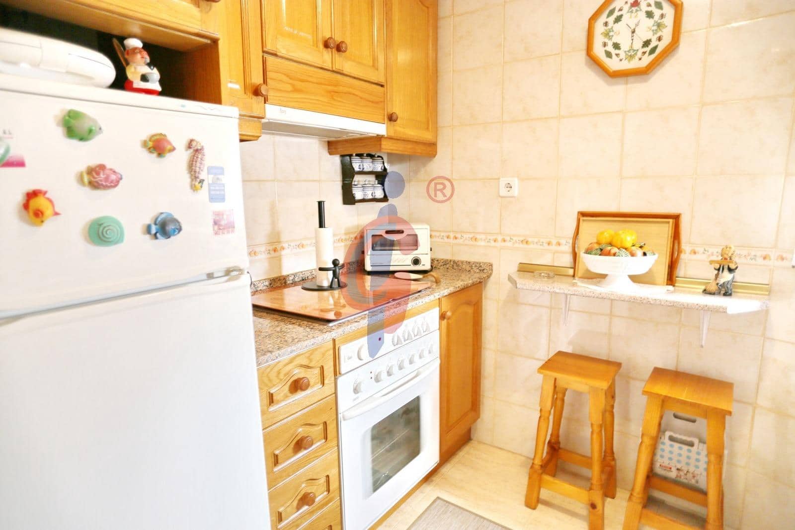 Apartamento de 2 habitaciones en Guardamar del Segura en venta - 149.990 € (Ref: 9915939)