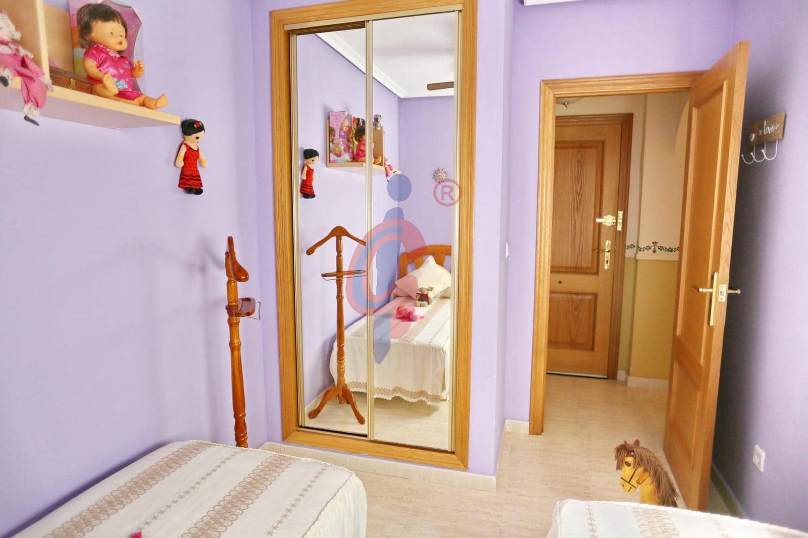 Apartamento de 2 habitaciones en Guardamar del Segura en venta - 149.990 € (Ref: 9915939)