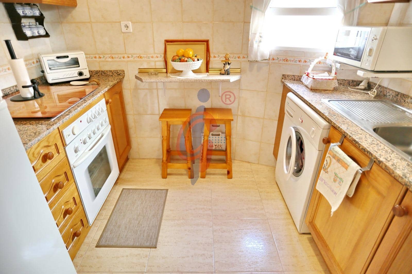 Apartamento de 2 habitaciones en Guardamar del Segura en venta - 149.990 € (Ref: 9915939)