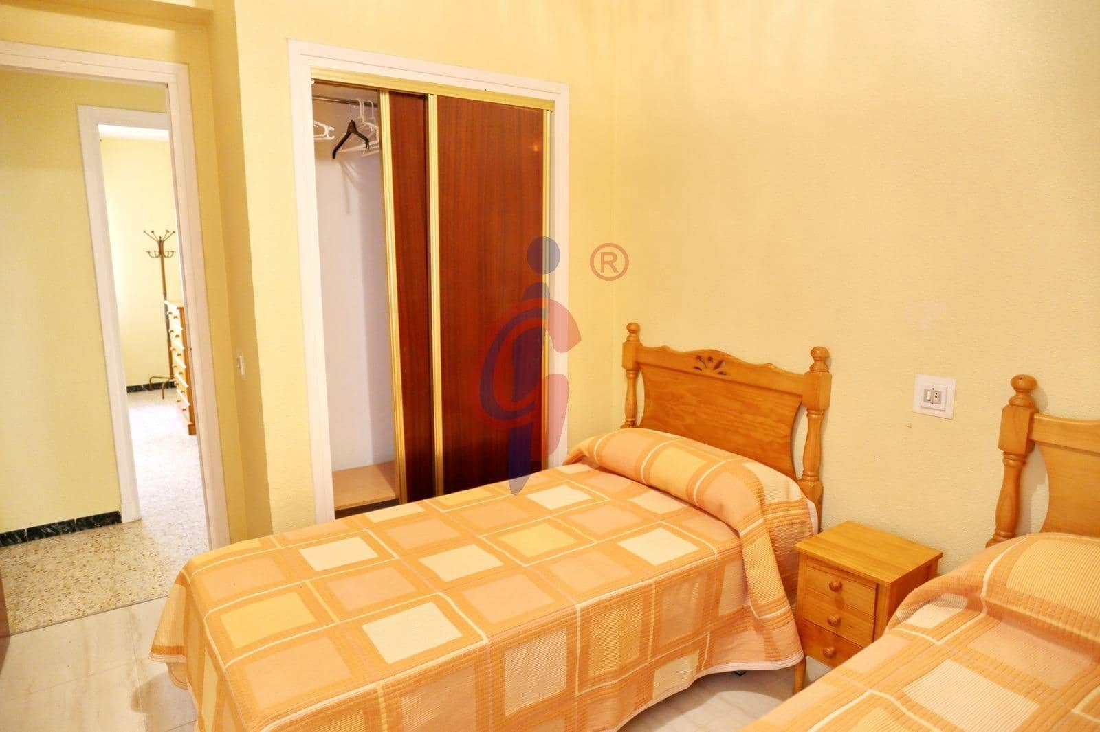 2 makuuhuone Huoneisto myytävänä paikassa Guardamar del Segura - 159 990 € (Ref: 9922396)