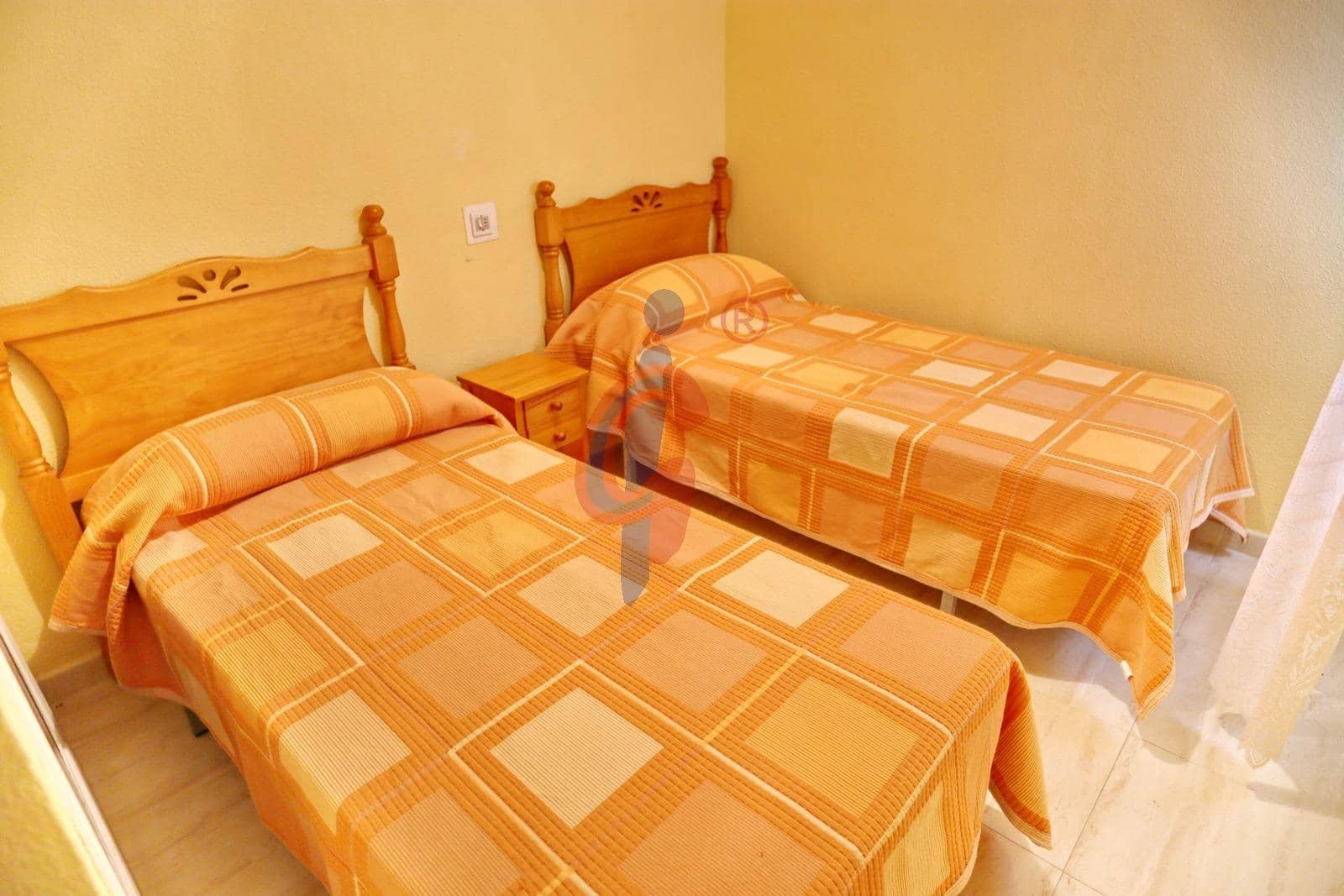 2 makuuhuone Huoneisto myytävänä paikassa Guardamar del Segura - 159 990 € (Ref: 9922396)