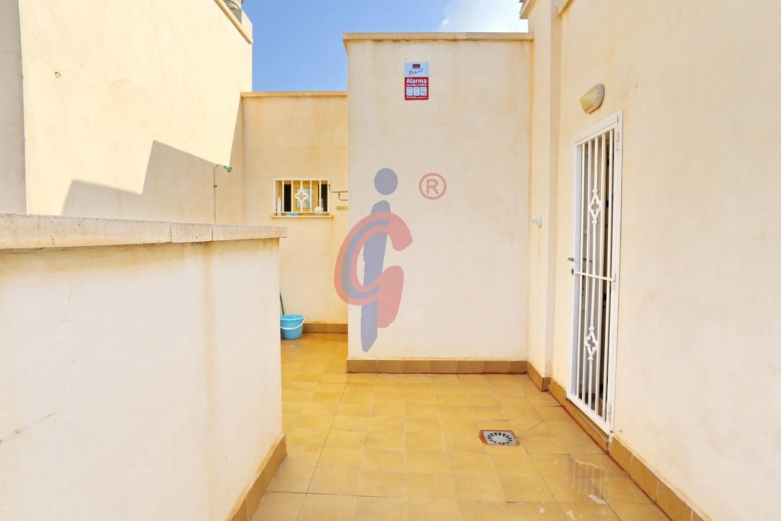 3 quarto Penthouse para venda em Guardamar del Segura com garagem - 289 990 € (Ref: 9934300)
