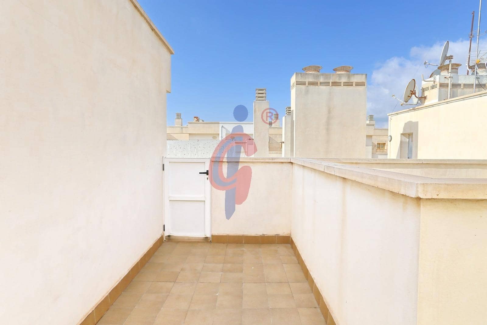 3 quarto Penthouse para venda em Guardamar del Segura com garagem - 289 990 € (Ref: 9934300)