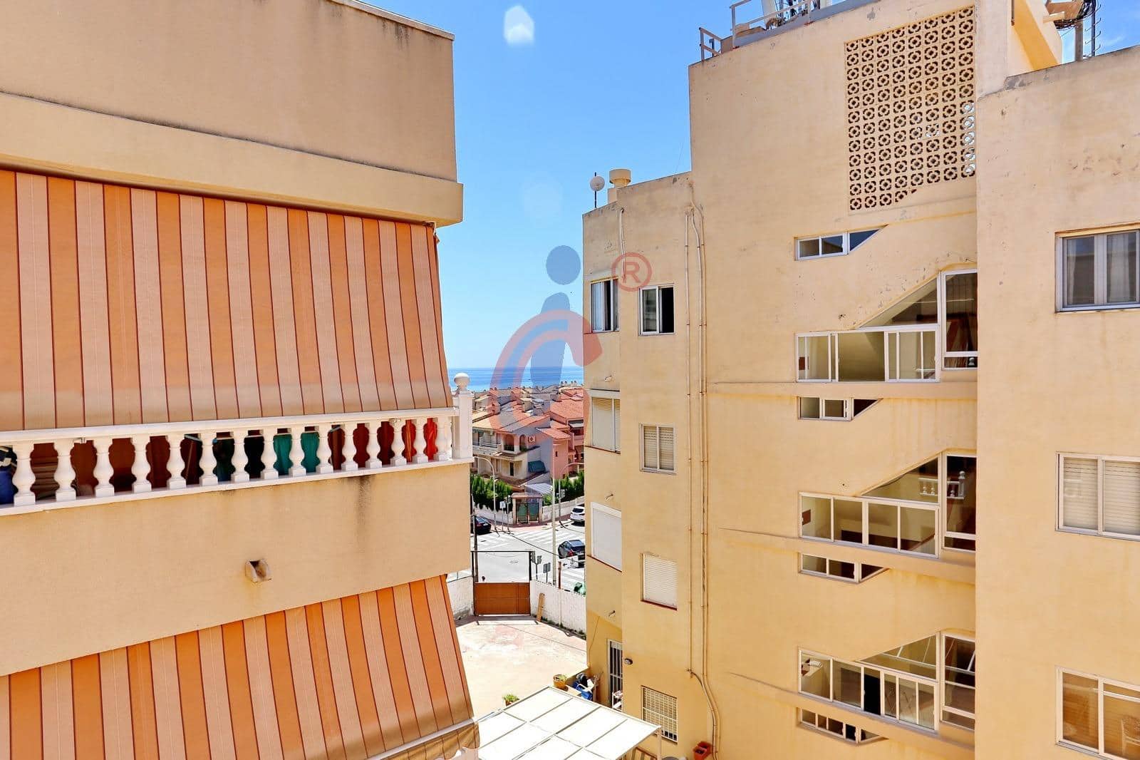 Apartamento de 1 habitación en Guardamar del Segura en venta - 112.990 € (Ref: 9940061)