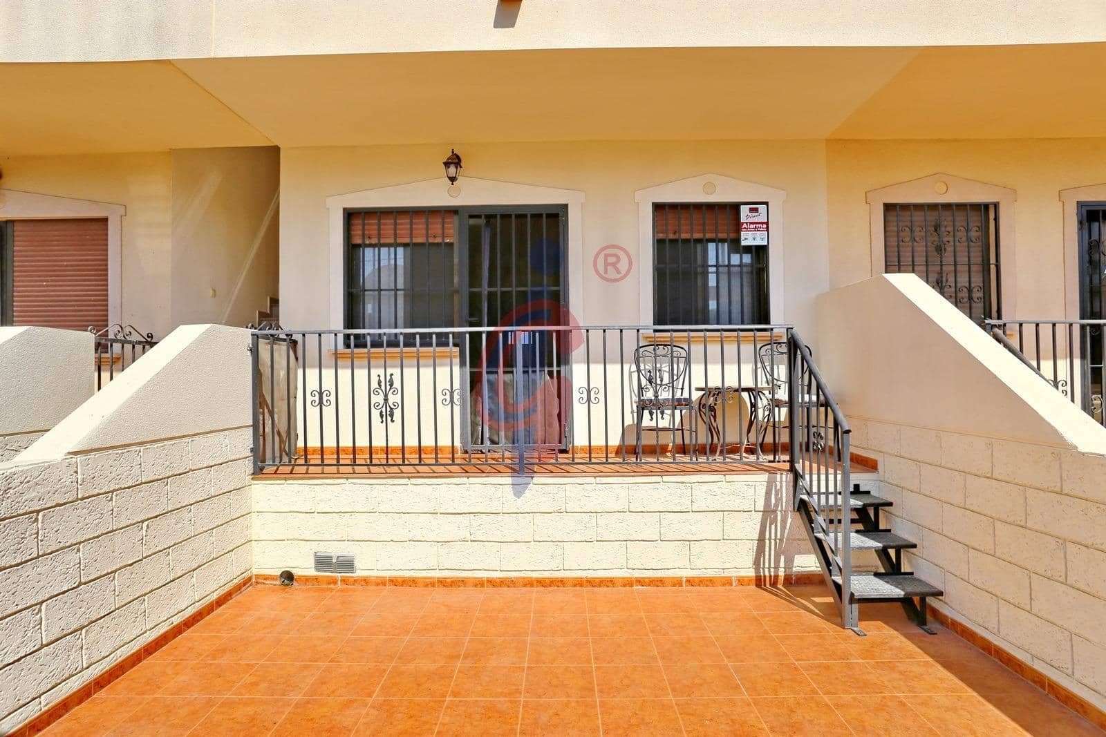 2 soveværelse Lejlighed til salg i Daya Nueva med swimmingpool garage - € 109.000 (Ref: 9940062)
