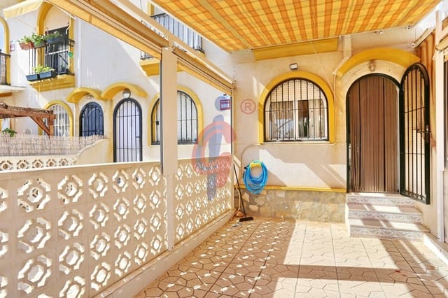 2 soverom Rekkehus til salgs i El Moncayo - El Pòrtic, Guardamar del Segura med svømmebasseng garasje - € 175 000 (Ref: 9940063)