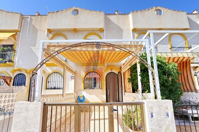 2 soverom Rekkehus til salgs i El Moncayo - El Pòrtic, Guardamar del Segura med svømmebasseng garasje - € 175 000 (Ref: 9940063)