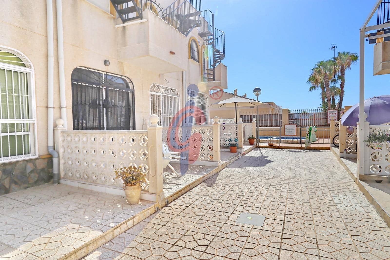 2 quarto Moradia em Banda para venda em Guardamar del Segura com piscina garagem - 175 000 € (Ref: 9940063)