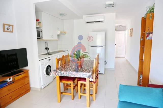 2 soverom Leilighet til salgs i Puerto Deportivo, Guardamar del Segura med svømmebasseng garasje - € 149 999 (Ref: 9954309)