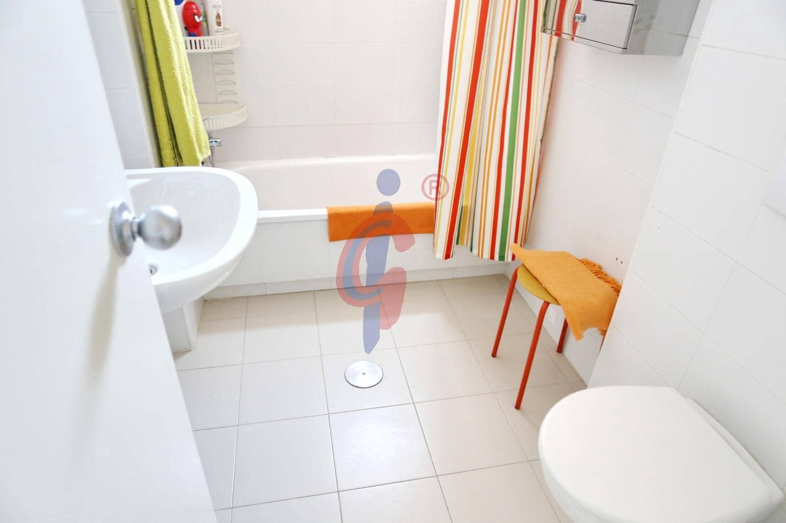 2 soverom Leilighet til salgs i Guardamar del Segura med svømmebasseng garasje - € 149 999 (Ref: 9954309)