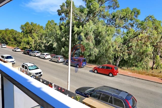2 soverom Leilighet til salgs i Puerto Deportivo, Guardamar del Segura med svømmebasseng garasje - € 149 999 (Ref: 9954309)