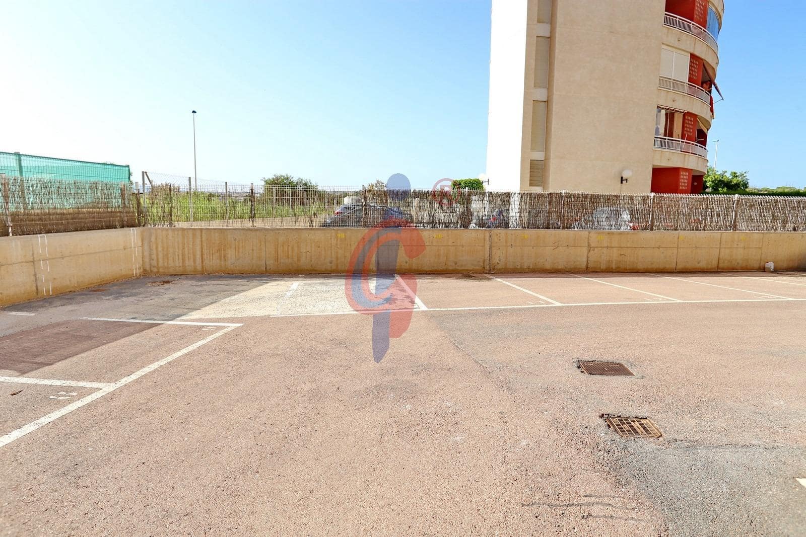 2 soverom Leilighet til salgs i Guardamar del Segura med svømmebasseng garasje - € 149 999 (Ref: 9954309)