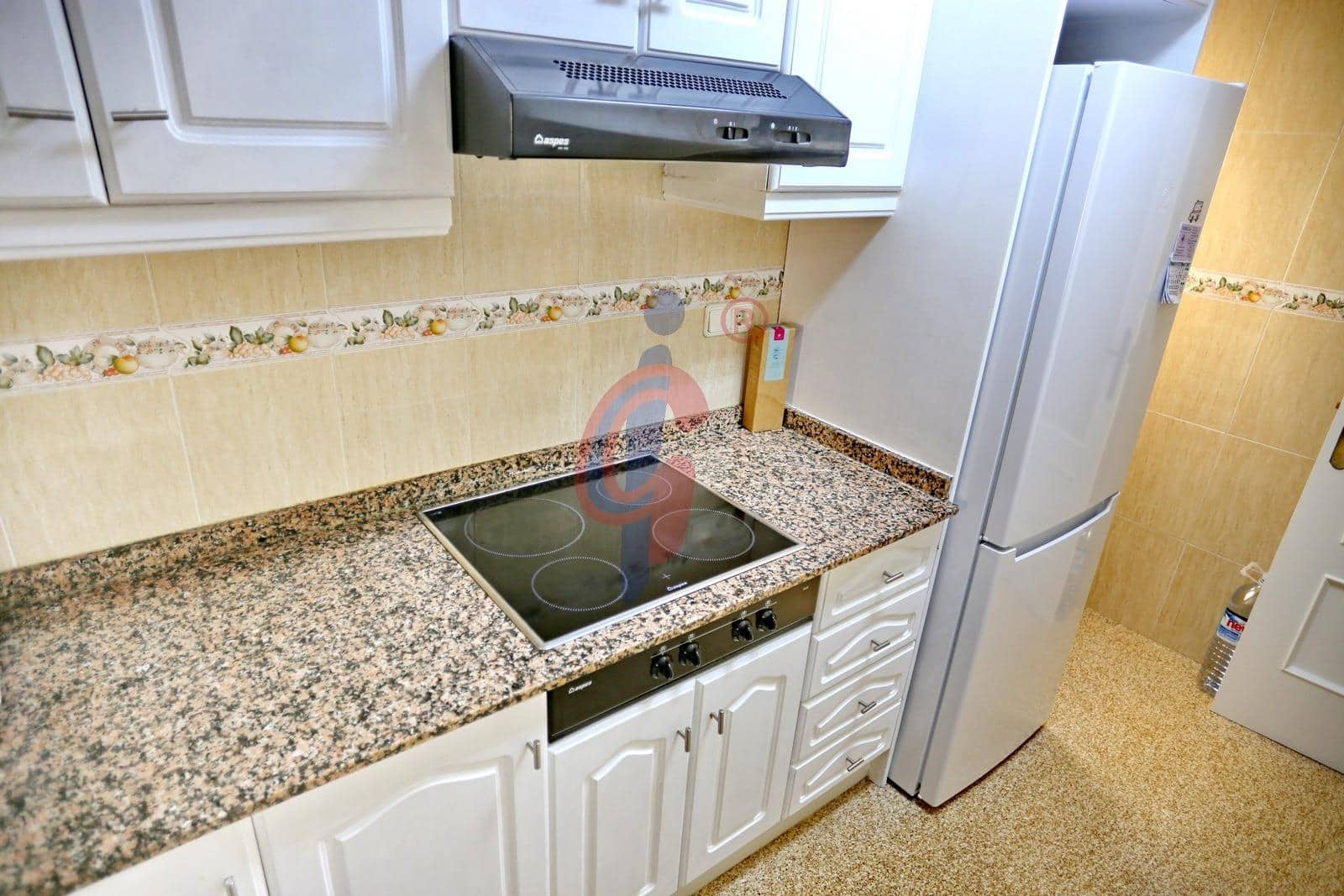 2 bedroom Flat for rent in Guardamar del Segura - € 850 (Ref: 9954310)
