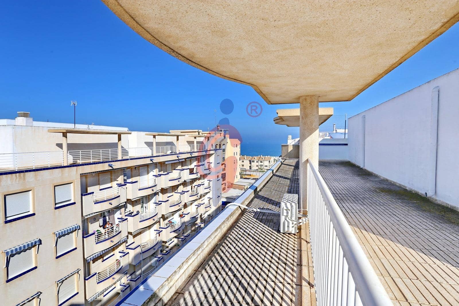 2 bedroom Flat for rent in Guardamar del Segura - € 850 (Ref: 9954310)
