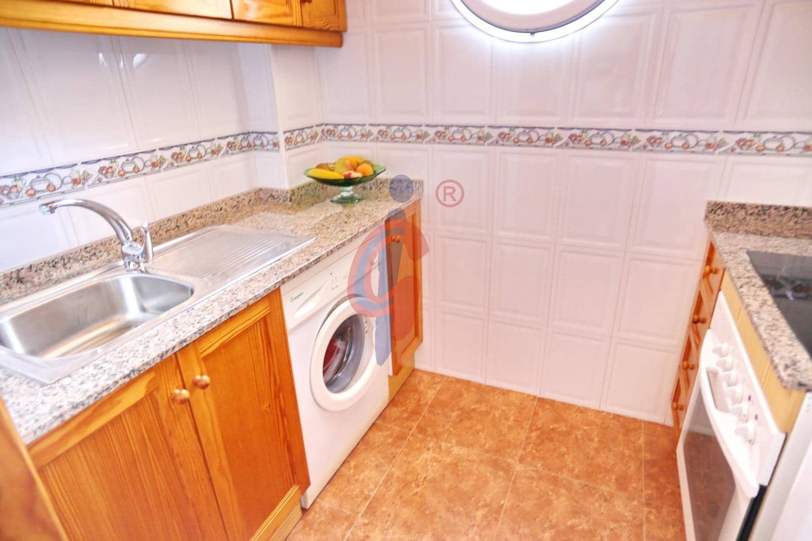 3 Zimmer Apartment zu verkaufen in Guardamar del Segura mit Garage - 189.000 € (Ref: 9970721)