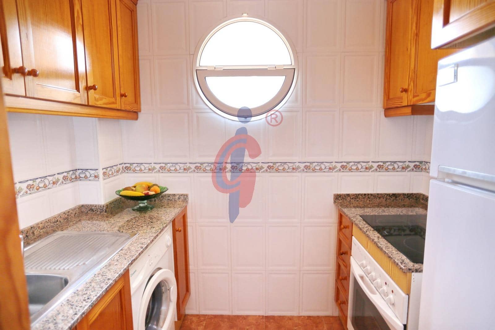 3 sovrum Lägenhet till salu i Guardamar del Segura med garage - 189 000 € (Ref: 9970721)