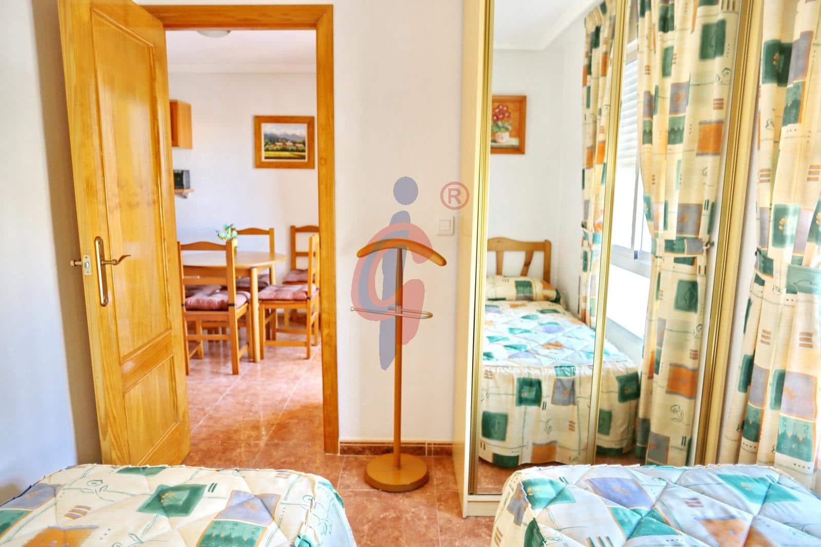 3 sovrum Lägenhet till salu i Guardamar del Segura med garage - 189 000 € (Ref: 9970721)