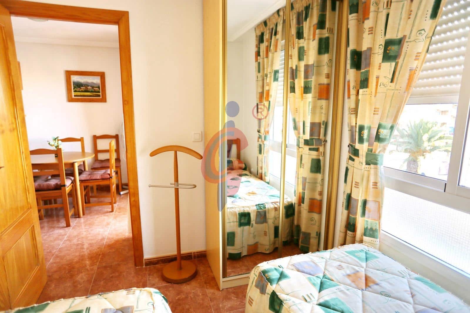 3 sovrum Lägenhet till salu i Guardamar del Segura med garage - 189 000 € (Ref: 9970721)