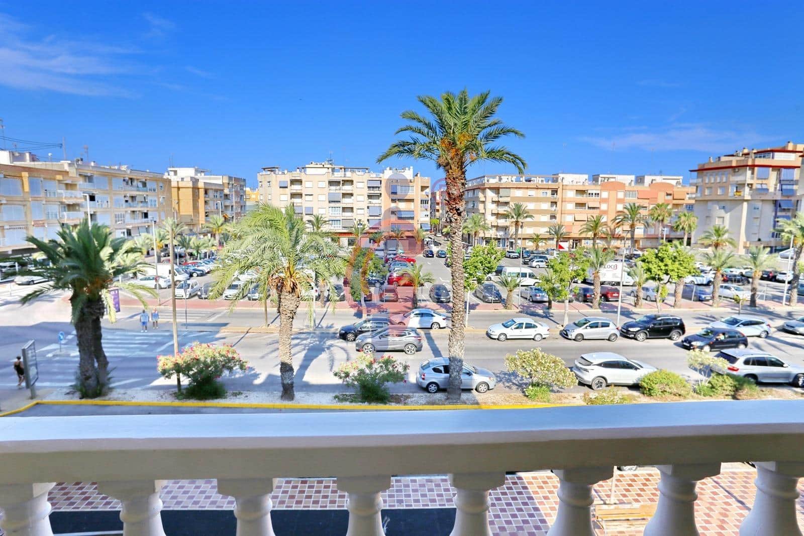 3 sovrum Lägenhet till salu i Guardamar del Segura med garage - 189 000 € (Ref: 9970721)