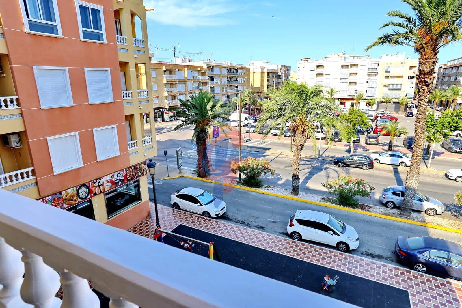 3 sovrum Lägenhet till salu i Guardamar del Segura med garage - 189 000 € (Ref: 9970721)